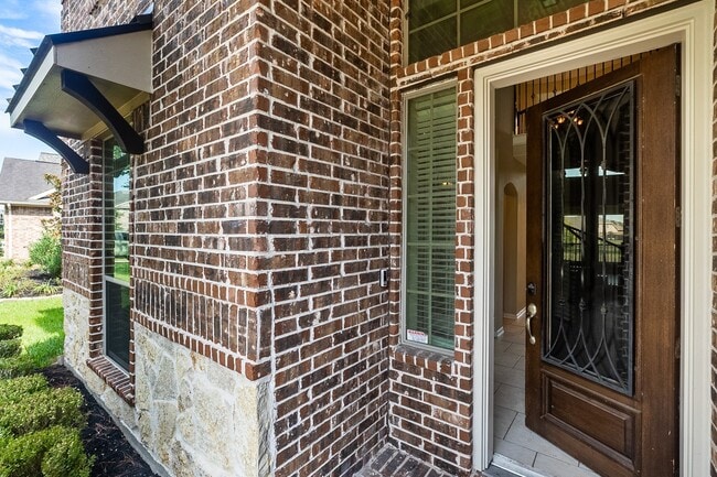 Building Photo - 13210 Southern Orchard Ln