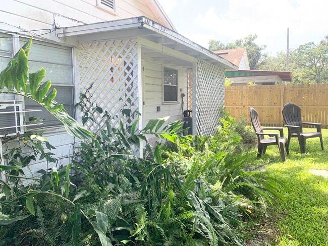 Photo - 2320 Vista Ave