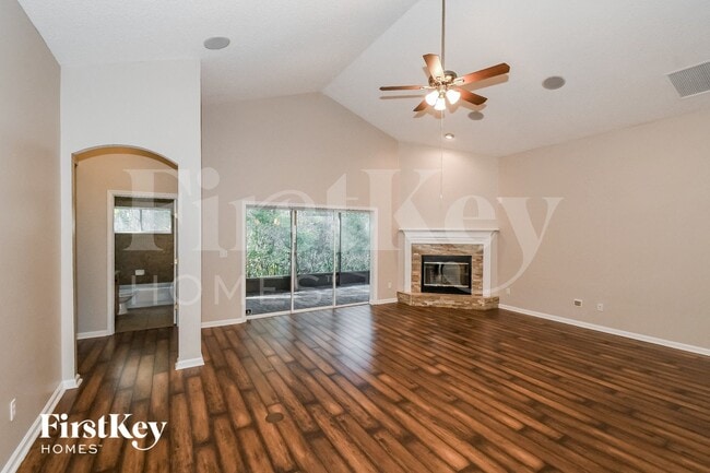 Photo - 652 Reflection Cove Rd