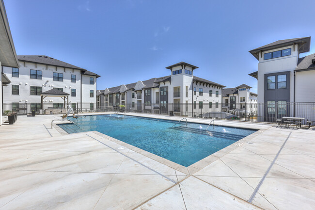 Yager Flats - Yager Flats Apartments