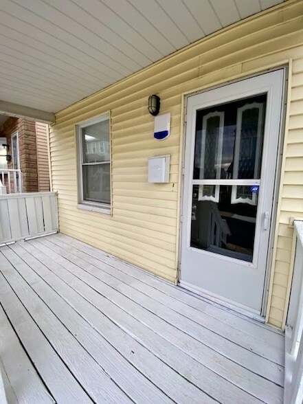 Photo - 1614 Myler St