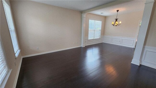 Photo - 3690 Ridgefair Dr