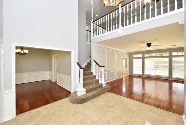 Photo - 3510 Water Locust Dr