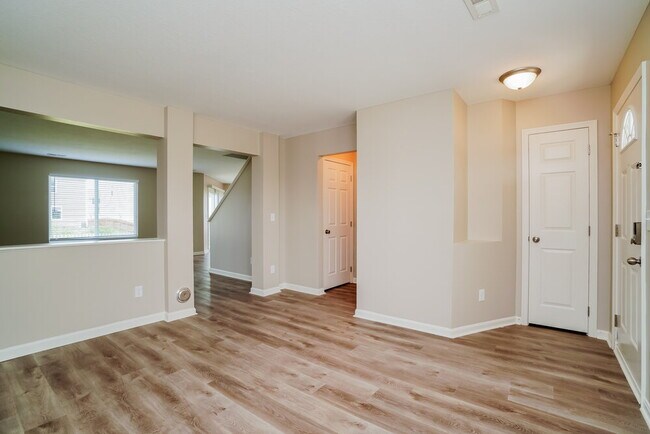 Photo - 1249 Candora St