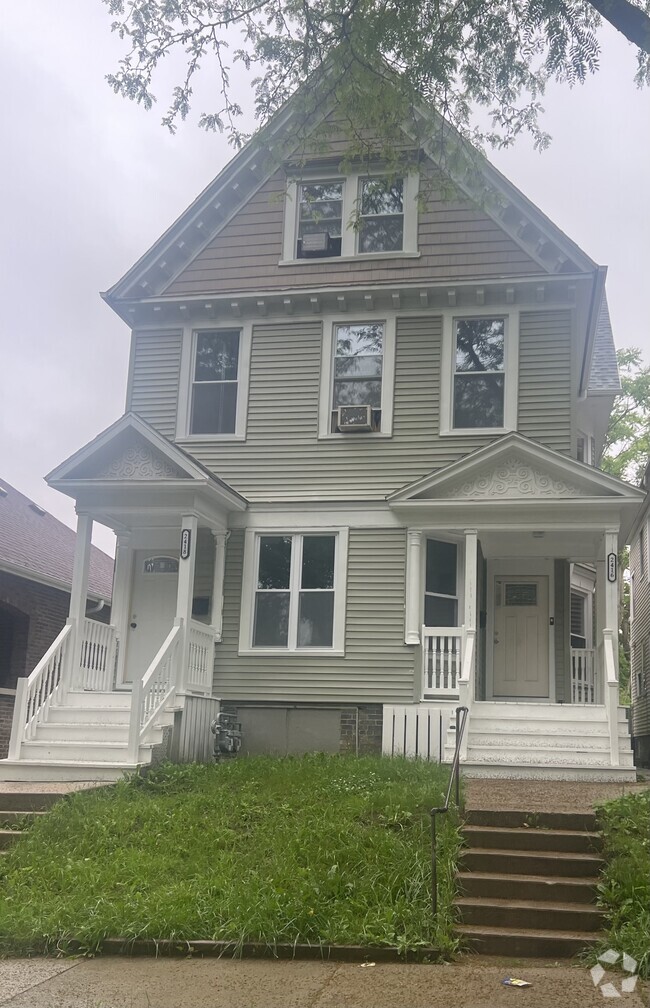 Building Photo - 2416 W McKinley Blvd Rental