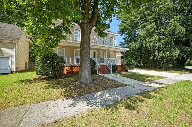 1250 W 27th St