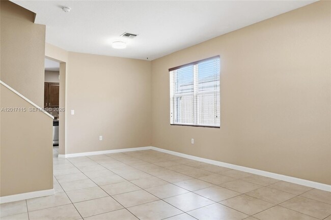 Photo - 3072 SE 5th Dr