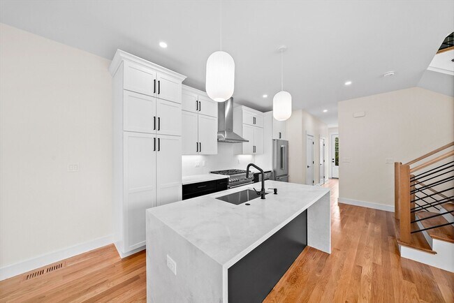 Photo - 11 Jasset St Unit 11