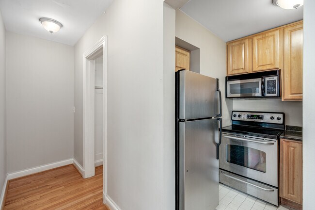 Photo - 15 E Kirby St Unit 1130