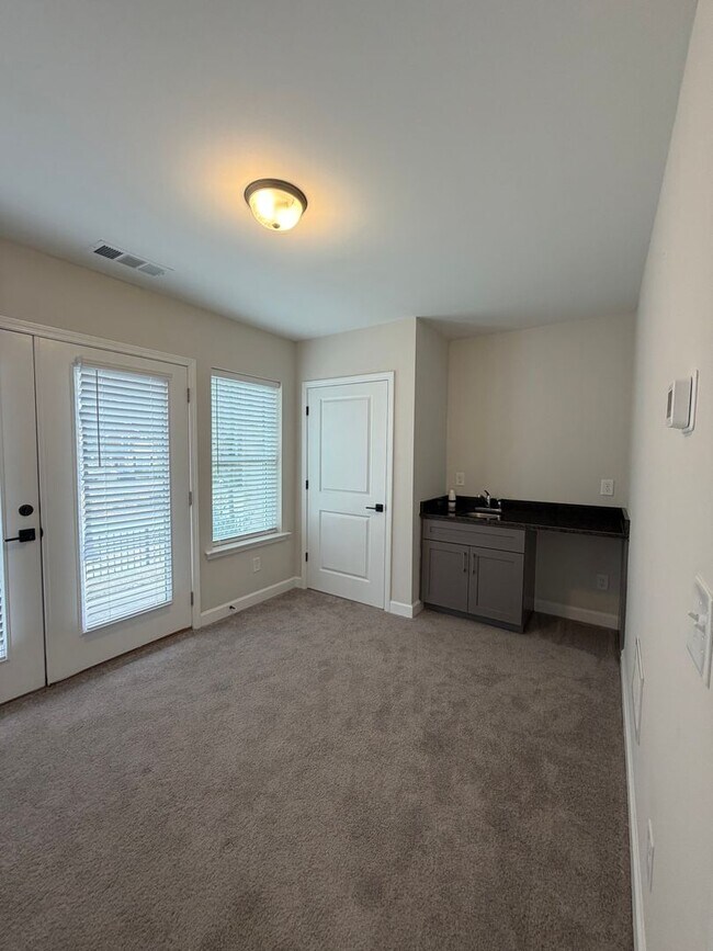 Photo - BRAND NEW TOWNHOMES AVALIABLE NOW