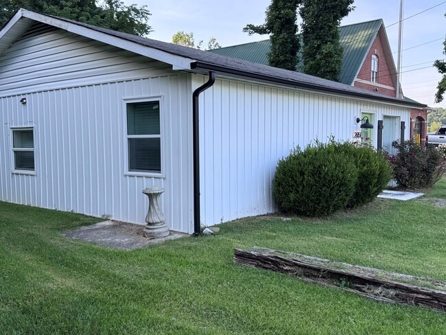 Photo - 26151 Lee Hwy
