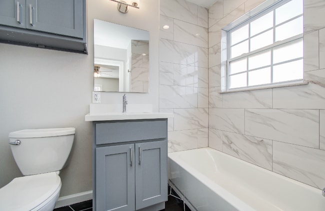 Photo - 710 Hemphill St Unit 2