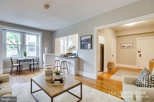 Photo - 1901 Columbia Rd NW Unit #301