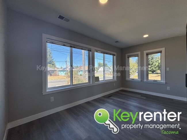 Photo - 1520 S 56th St