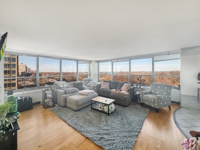 Photo - 3550 N Lake Shore Dr Unidad 901