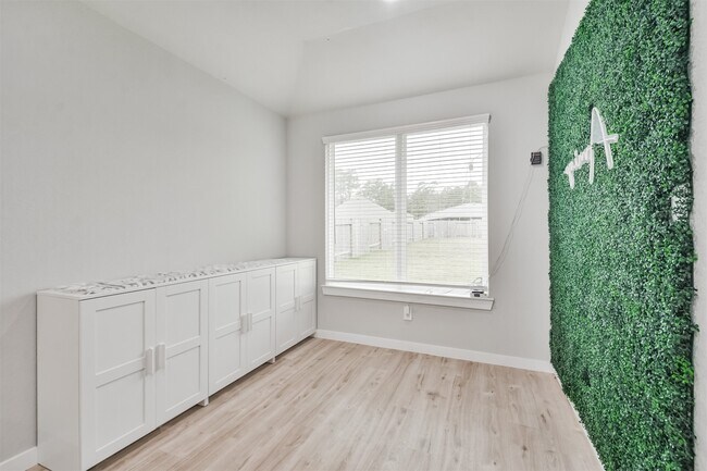 Photo - 14226 Lake Lodge Dr