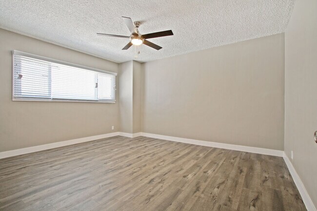 Photo - 4046-4052 Coco Avenue