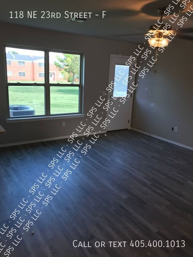 Photo - 118 NE 23rd St Unidad F