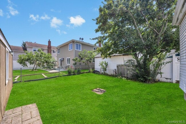 Photo - 10 Dorothy Ct