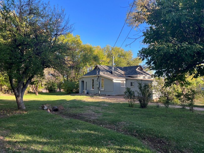 3 bedroom farmhouse on over 1 acre in Jose... - 3 bedroom farmhouse on over 1 acre in Jose...