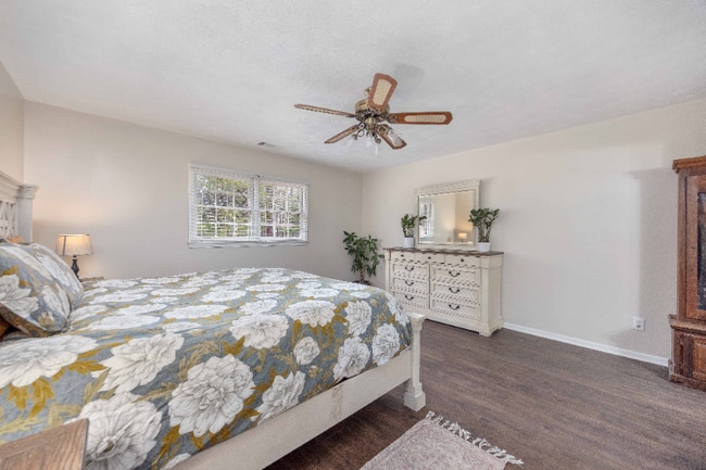 Photo - 99 Southview Dr