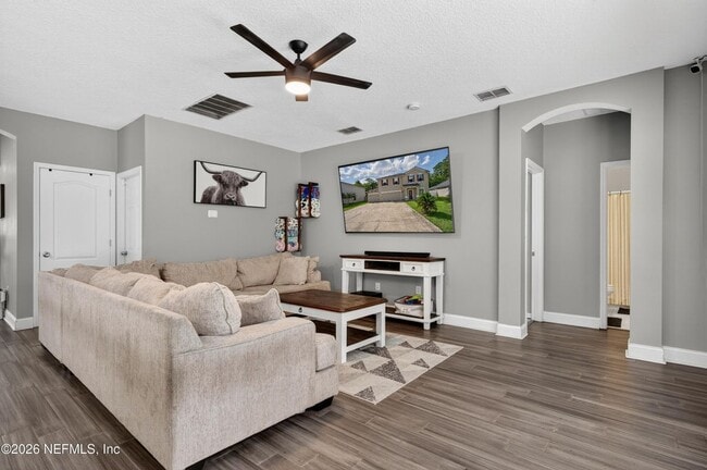 Photo - 2038 Creekmont Dr