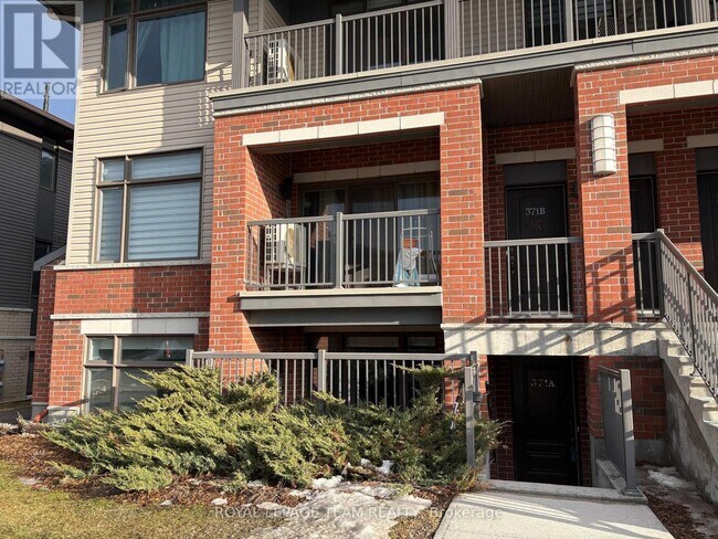 Photo - 371 Haliburton Hts Unit A