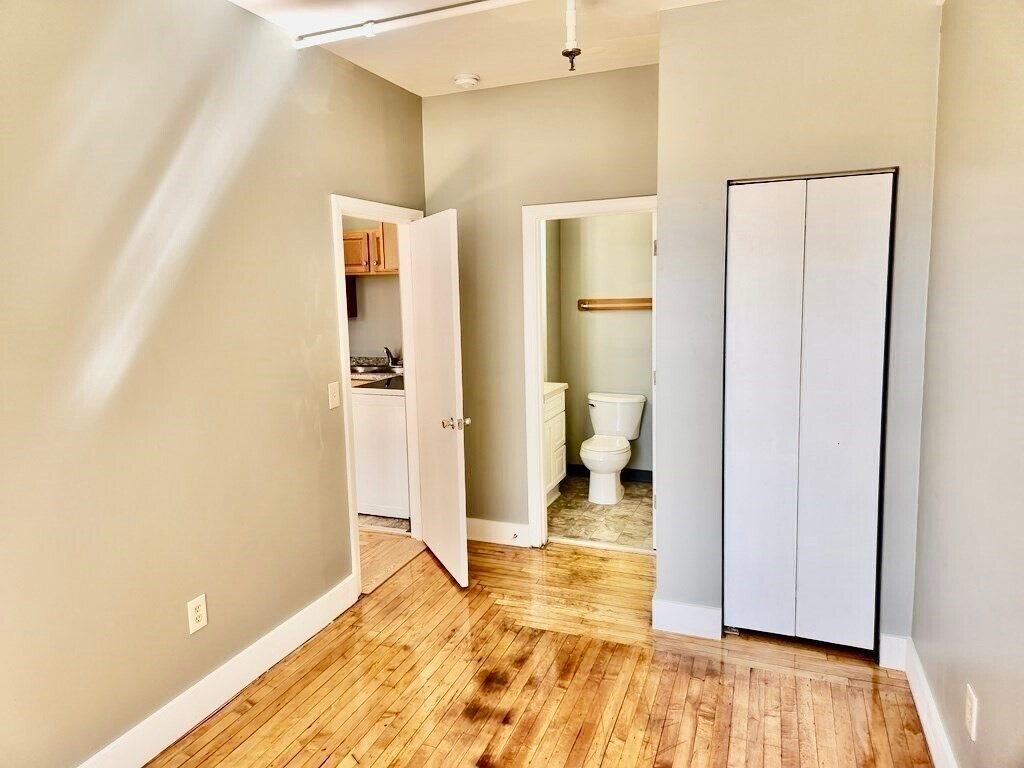 Photo - 15 N Main St Unit 25