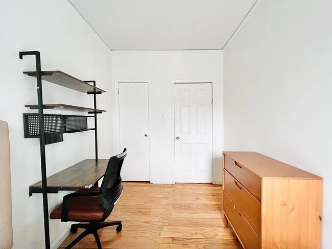 Photo - Furnished room/NOT APARTMENT Unit 2