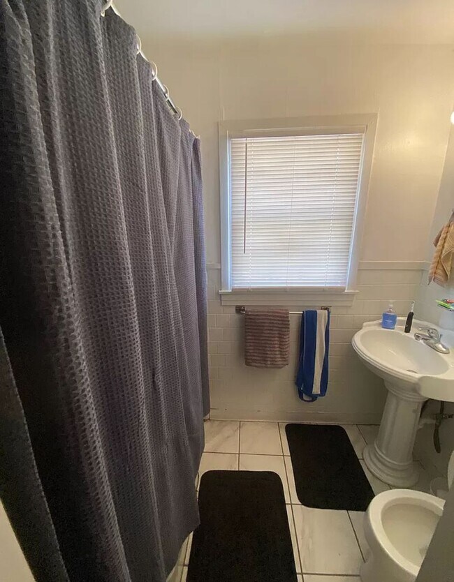 Photo - Pre Leasing Charming 3 Bedroom Home, Available 07/01/2026