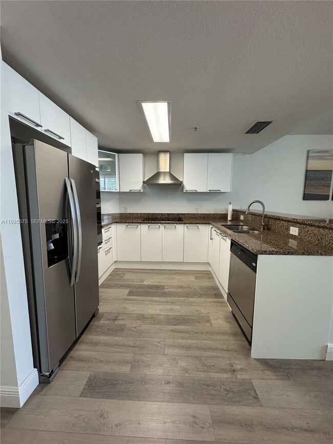 Photo - 170 SE 14th St Unit 1906