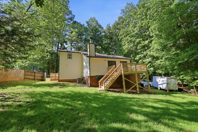 11129 Lakeshore Dr