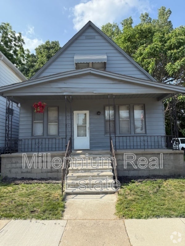 Building Photo - 15251 Maplewood Ave Unit 1 Rental