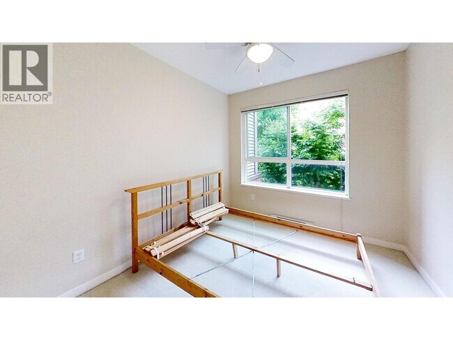 Photo - 9399 Tomicki Ave Unité 228