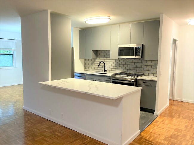 Building Photo - ELK Harbor View LLC Rental