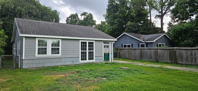 Photo - 1015 Prune St