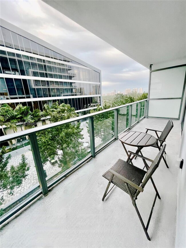 Photo - 2960 NE 207th St Unit 707