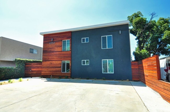 Photo - 4352 Marlborough Ave