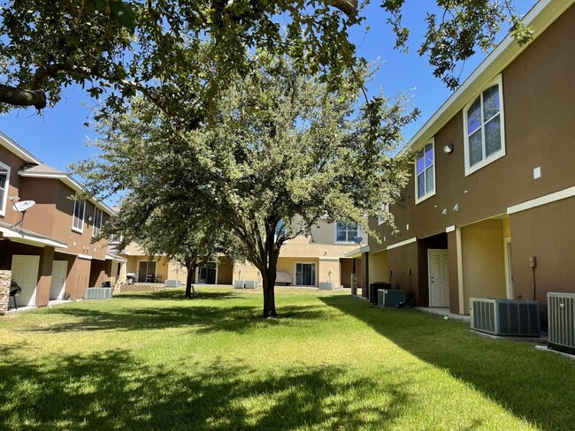 Photo - 2619 San Isidro Pkwy Unidad 803