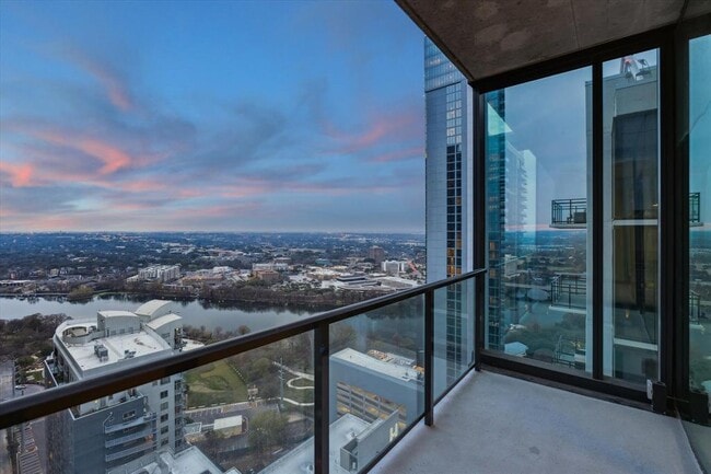 Photo - 610 Davis St Unit 3005