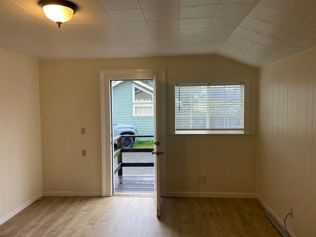 Photo - 1237 West Ave