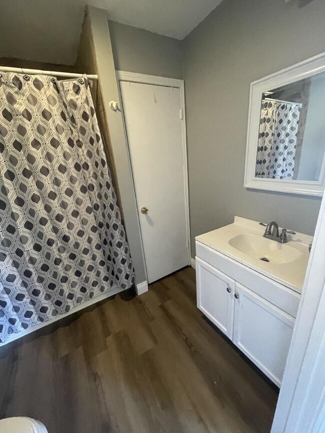 Photo - "Charming 2-Bedroom Retreat on Hutchens Rd...