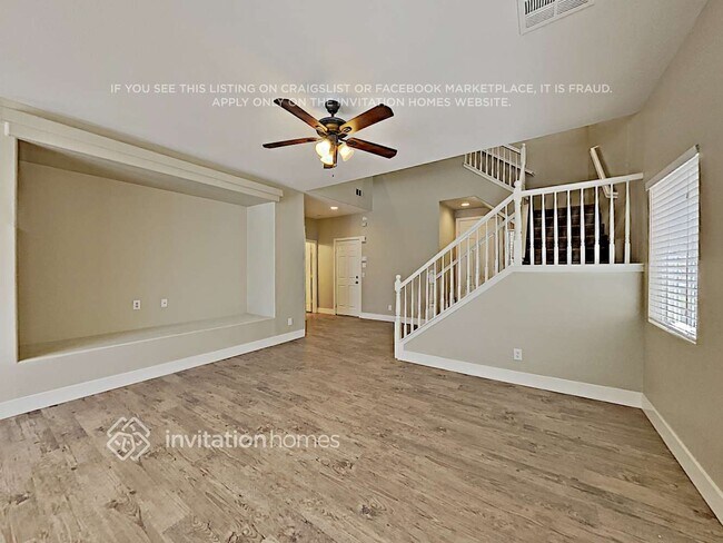 Photo - 6933 Water Pipit St