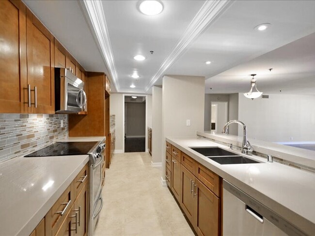 Photo - 10660 Wilshire Blvd Condo Unit 705