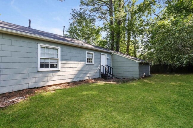 Photo - Charming 4 bed 2 bath renovated home