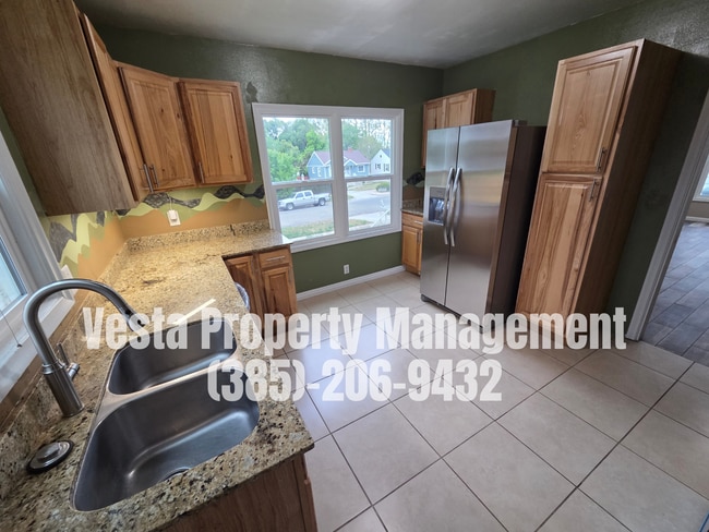 Photo - 2248 Polk Ave