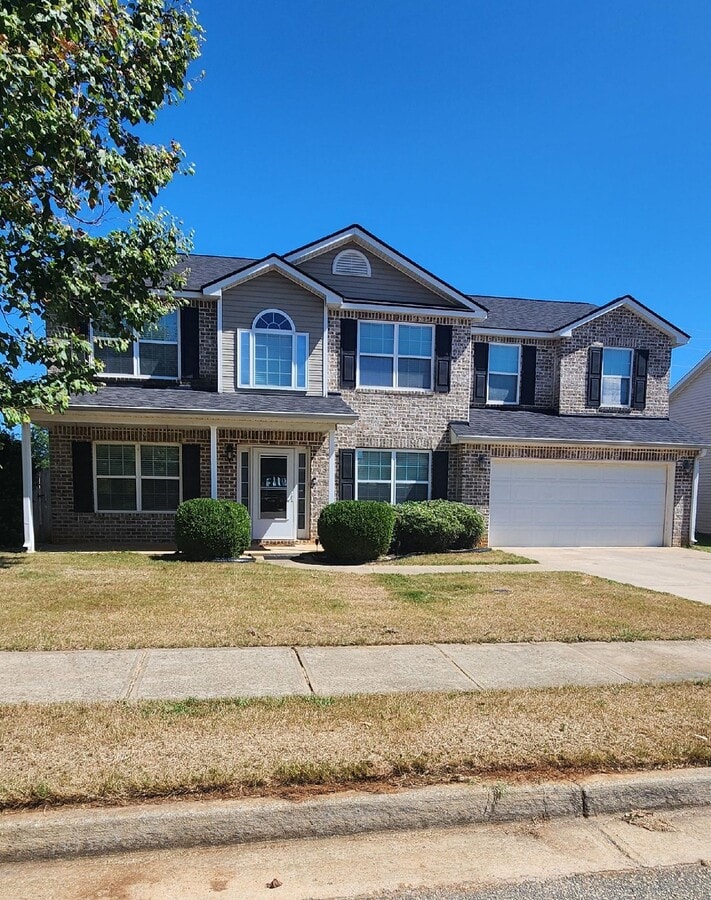Photo - 707 Broderick Cir House
