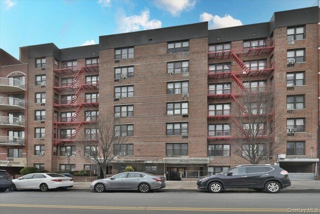 Building Photo - 87-20-87175 175th St Unit 2H Rental