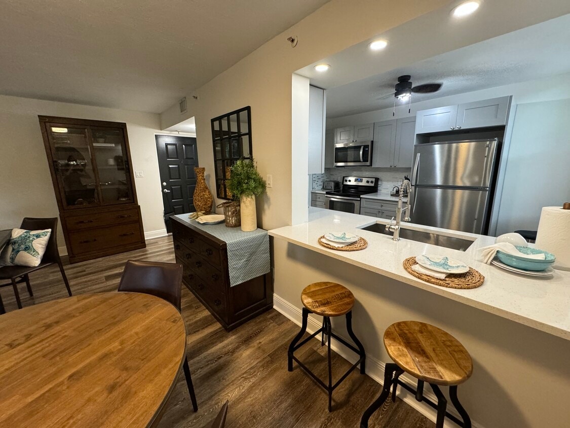 Photo - 2025 Lavers Cir (Delray Beach, FL)