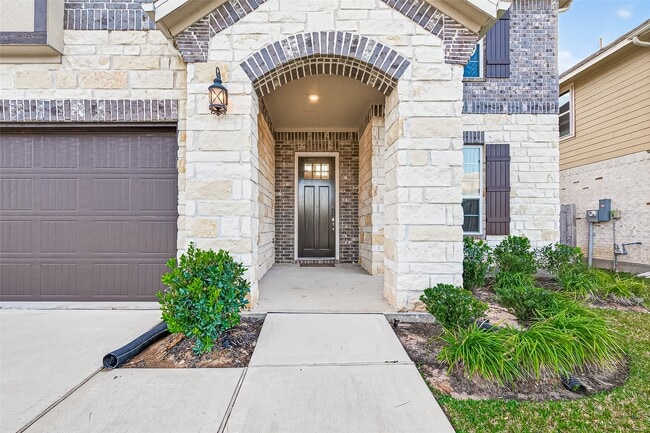 Photo - 17685 Martin Crk Ln